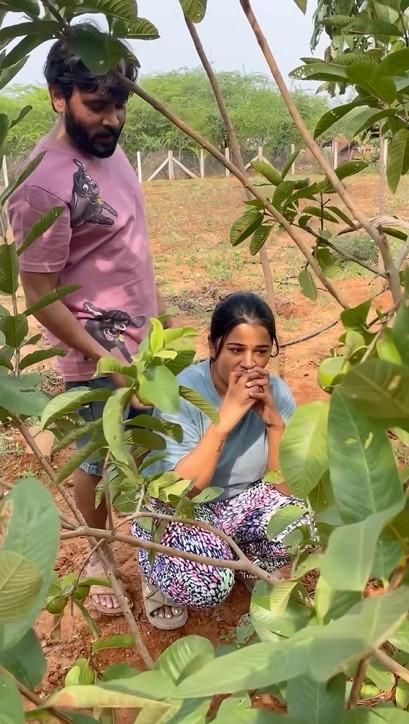 lyrist-snehan-kannika-photos